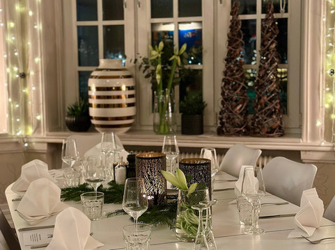 丹内花园酒店主图