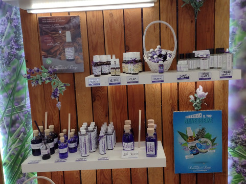 Lavanda del Lago-Moniga del Garda必去景点