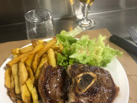 Les Halles de Narbonne-纳博讷必去景点