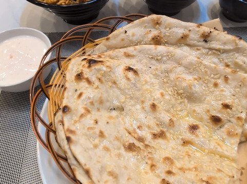 Ish - The Indian Restaurant主图