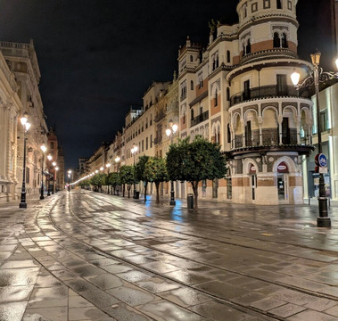 Edificio La Adriatica-塞维利亚必去景点