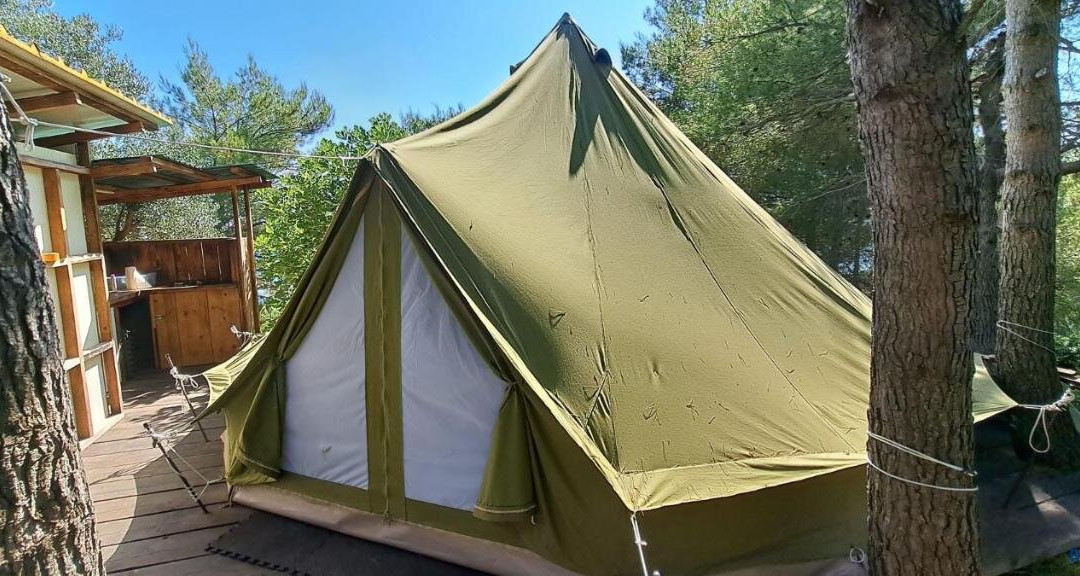 LJUBAC GLAMPING BELL TENT Robinson