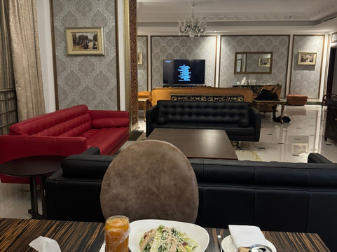 多哈都喜套房酒店主图