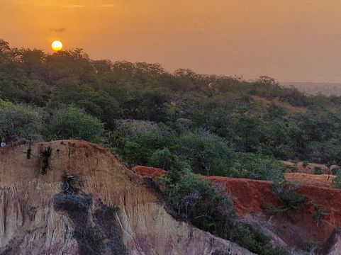 Kenya Safaris con Beka Day Tours-瓦塔木必去景点