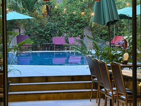 贡布甜酒店主图