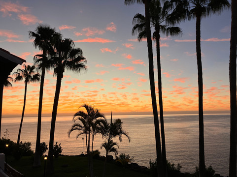 WalkingWomen-英格兰必去景点