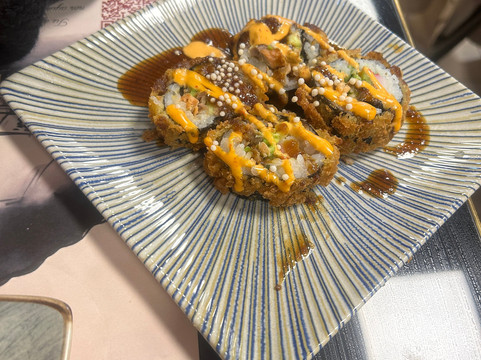 Qing Tian Ramen Suhsi Buffet主图