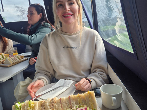 Lancashire Canal Cruises-Burscough必去景点