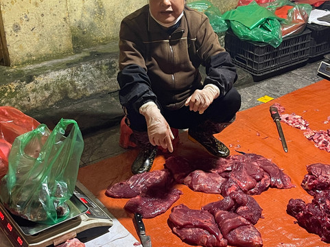 Chef Duyen's Home Cooking Classes & Tours-Ba Dinh必去景点