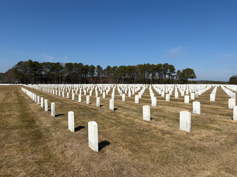 Calverton National Cemetery-Calverton必去景点