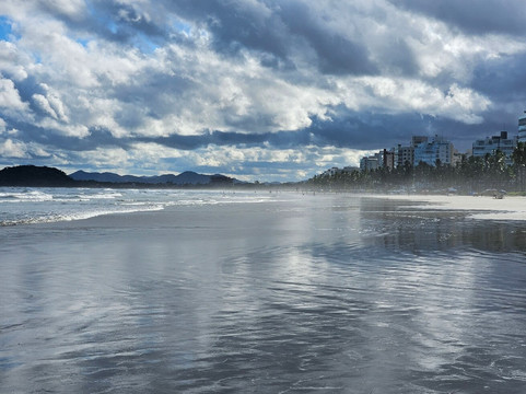 Riviera De São Lourenço Beach-Bertioga必去景点