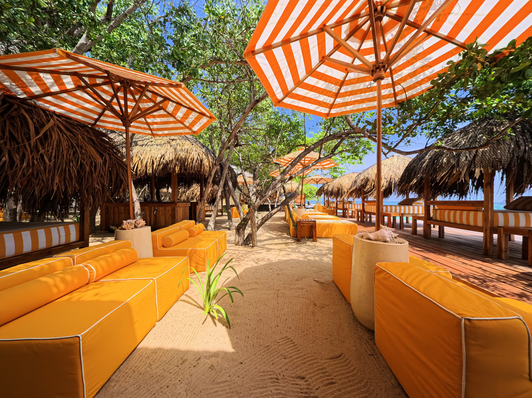 Isla Amores