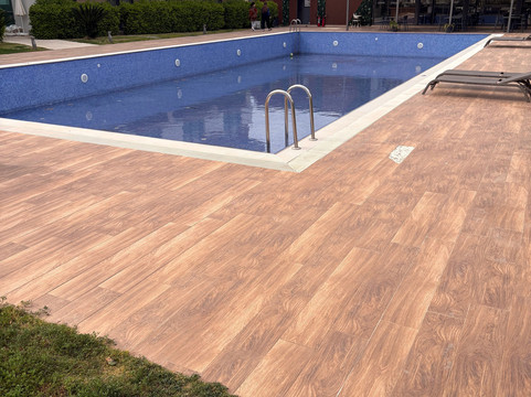 阳台套房酒店主图