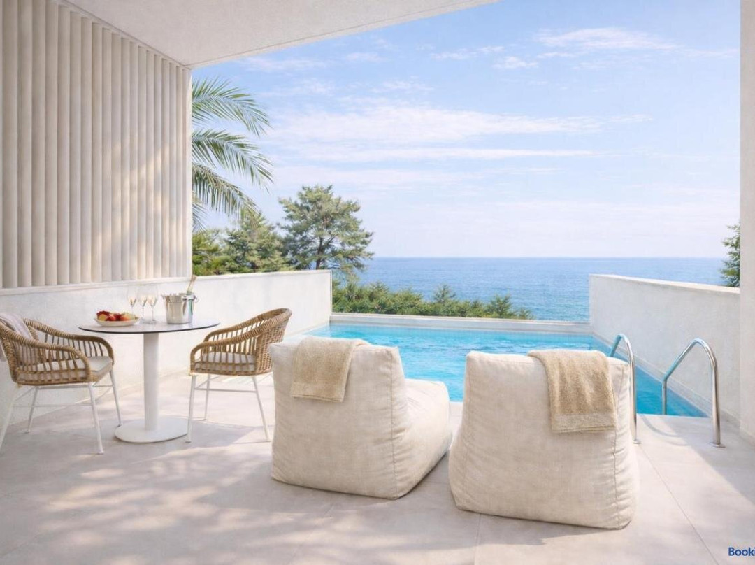 Gloria Luxury Suites