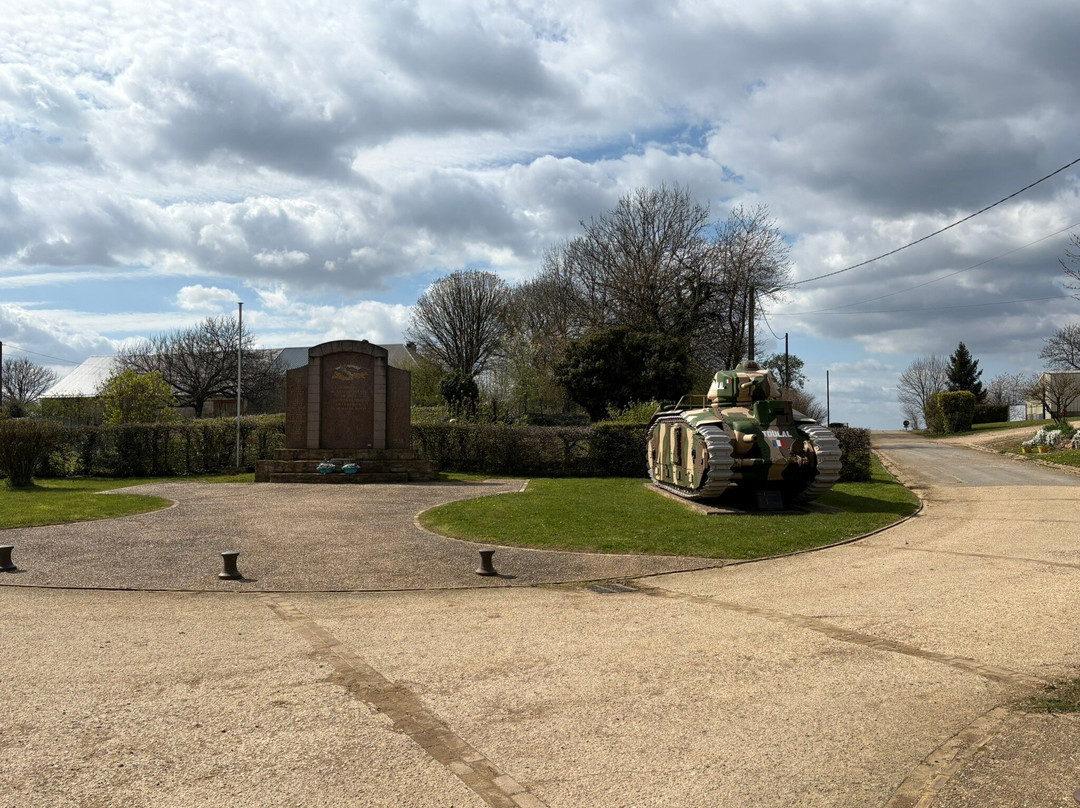 Maginot Line Tours - Tucker Tours-Sedan必去景点