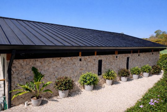维斯塔纳兰哈海景套房公寓-旅行者