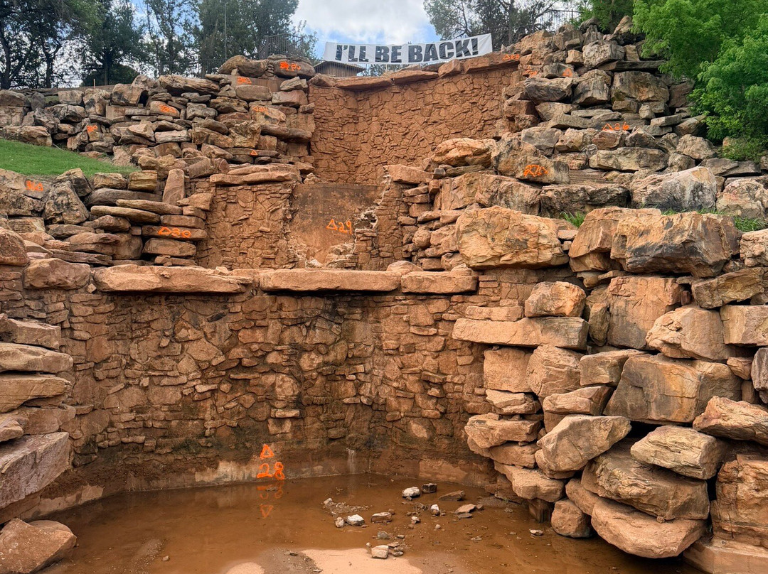 The Falls in Lucy Park-威奇托福尔斯必去景点