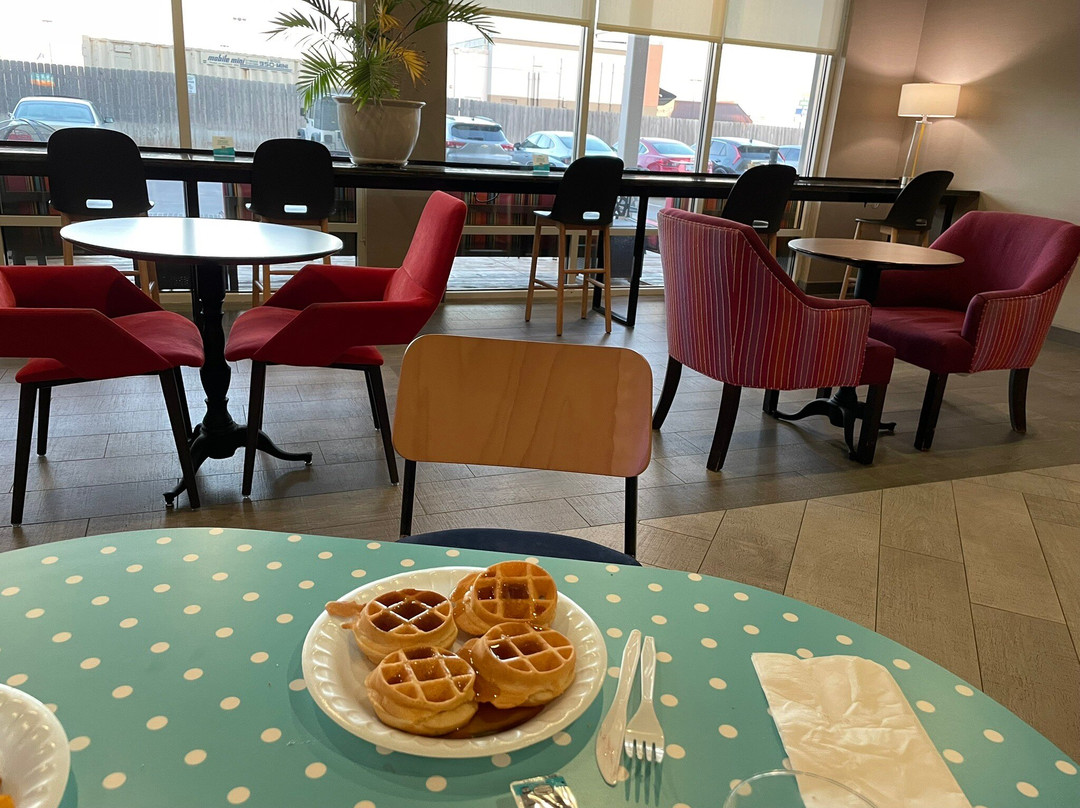 俄克拉何马城西北高速公路希尔顿惠庭套房酒店主图