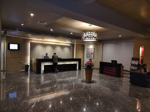 皇家兰花中央阿寇塔酒店 - 瓦多达拉-官方