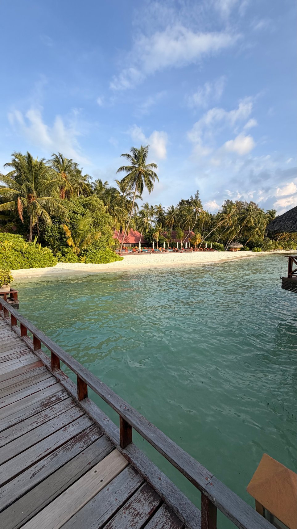 AAA度假酒店-官方