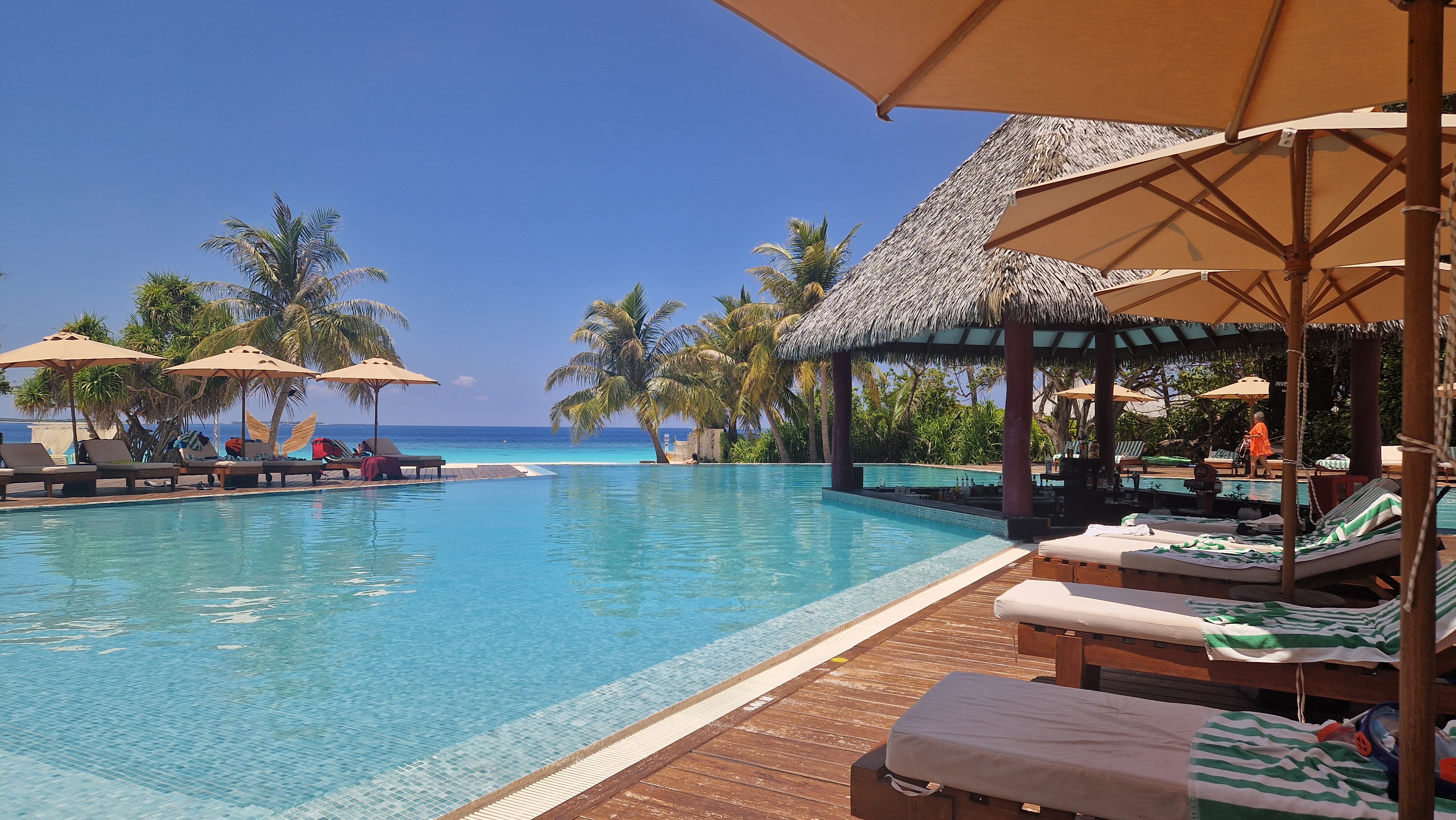 阿达兰卓越水上别墅-24小时餐饮畅享高级全包-泳池