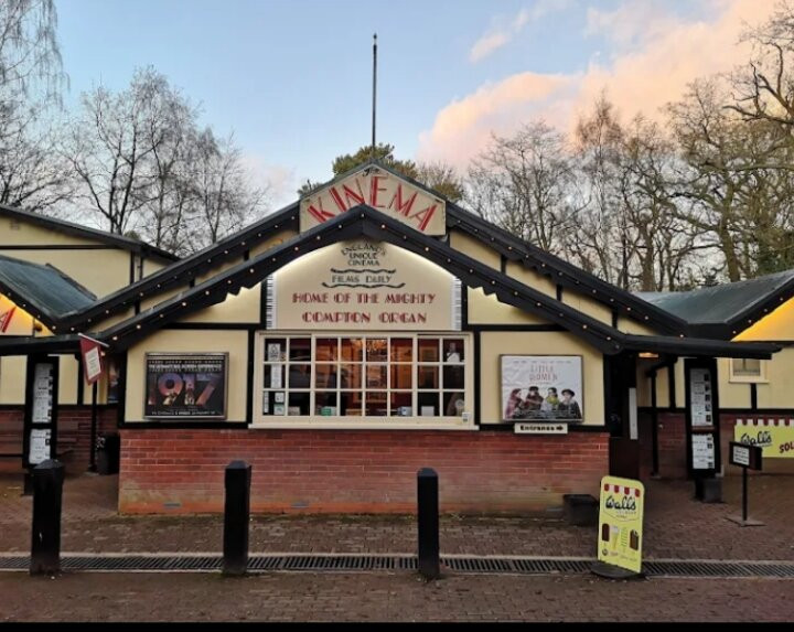 佩特伍德酒店主图