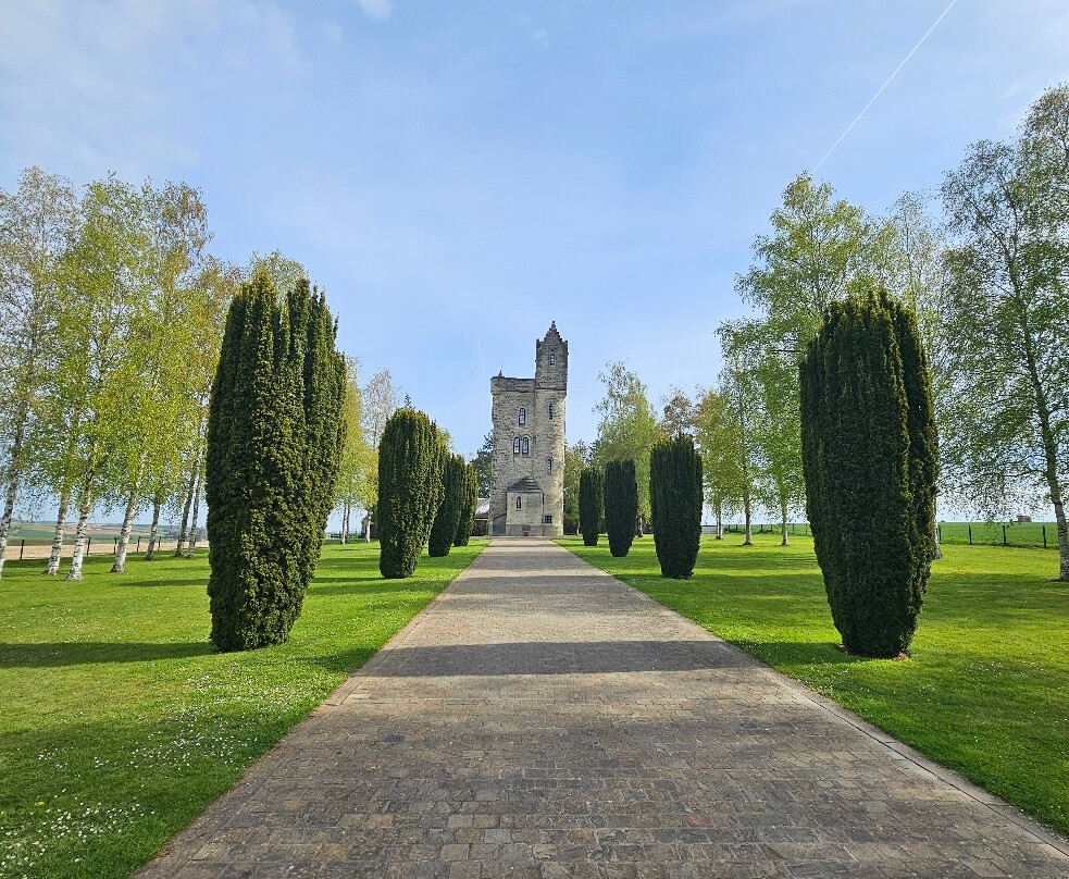 Ulster Memorial Tower & Thiepval Wood-Thiepval必去景点