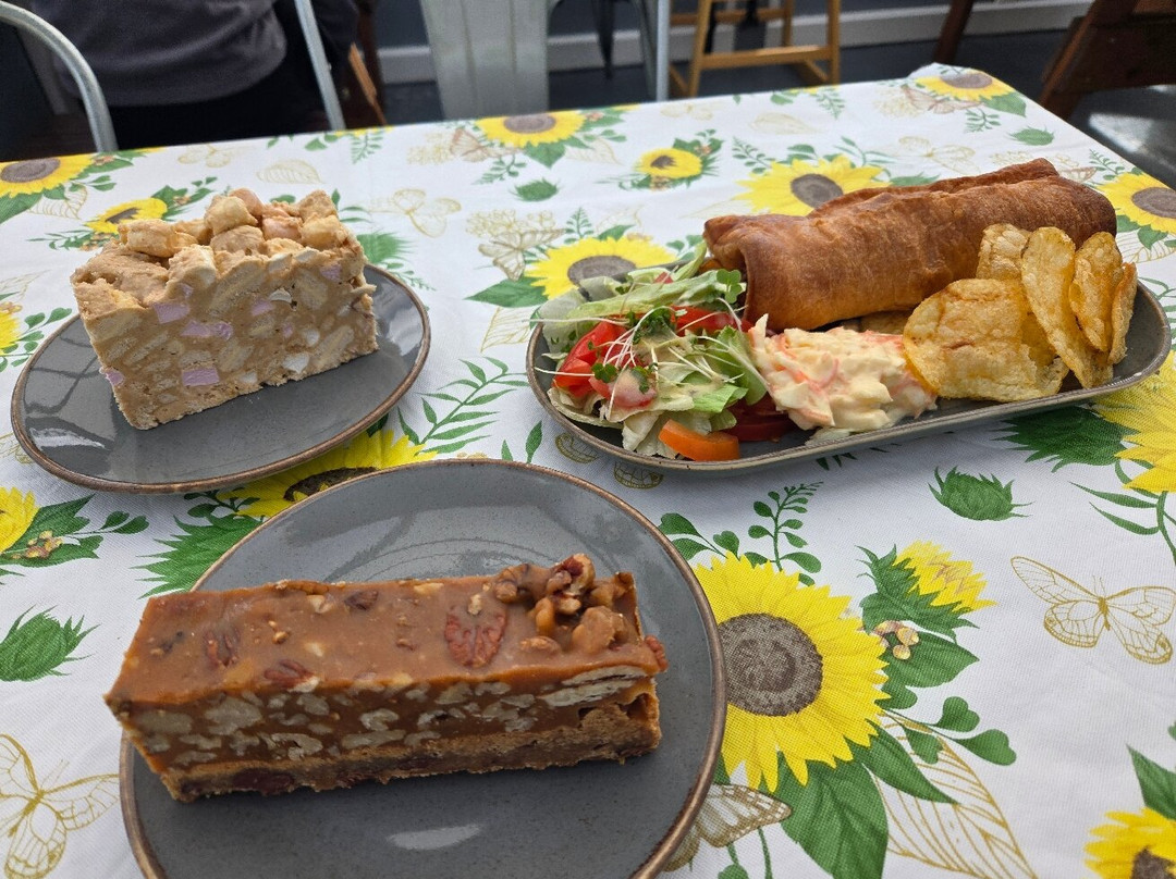 Annies Bakery
