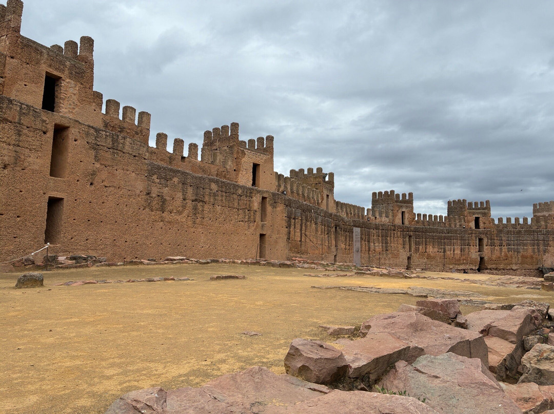 Banos de la Encima Castle-Banos de la Encina必去景点