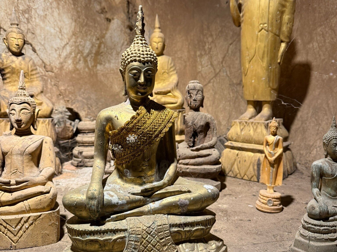 Pak Ou Caves-Ban Pak-Ou必去景点