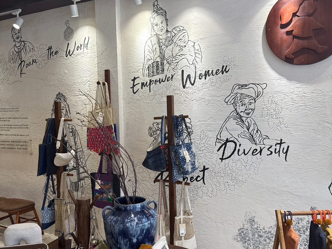 Her Works Vientiane Flagship Store-万象必去景点