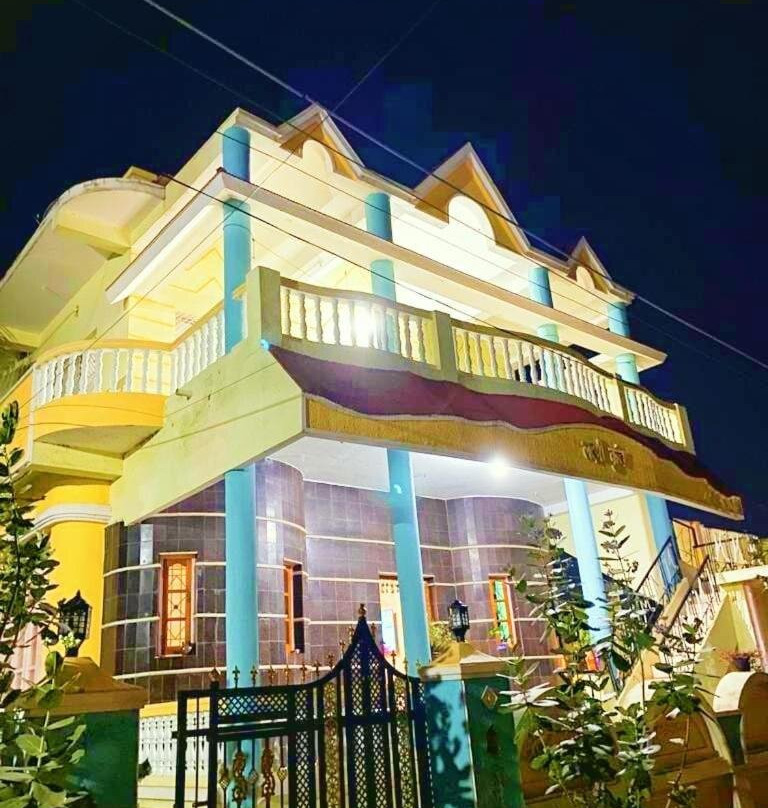 Shri Laxmi Villa