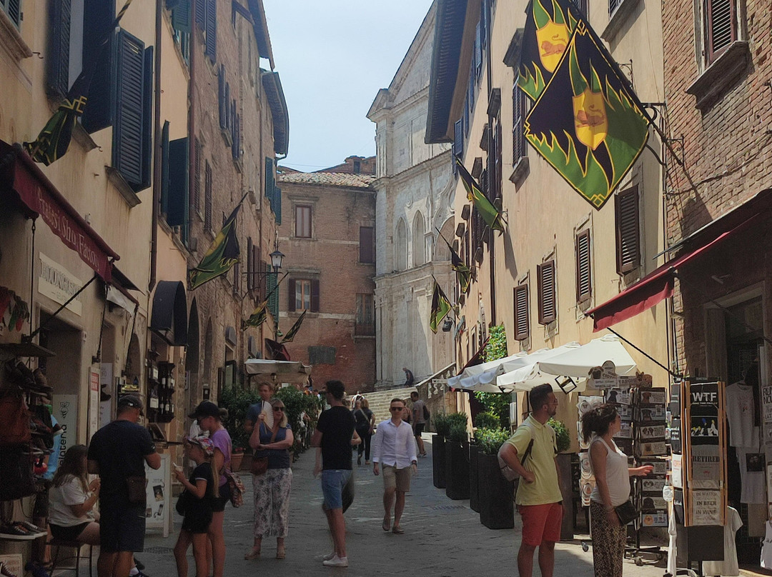 Via di Gracciano nel Corso-蒙特普尔恰诺必去景点