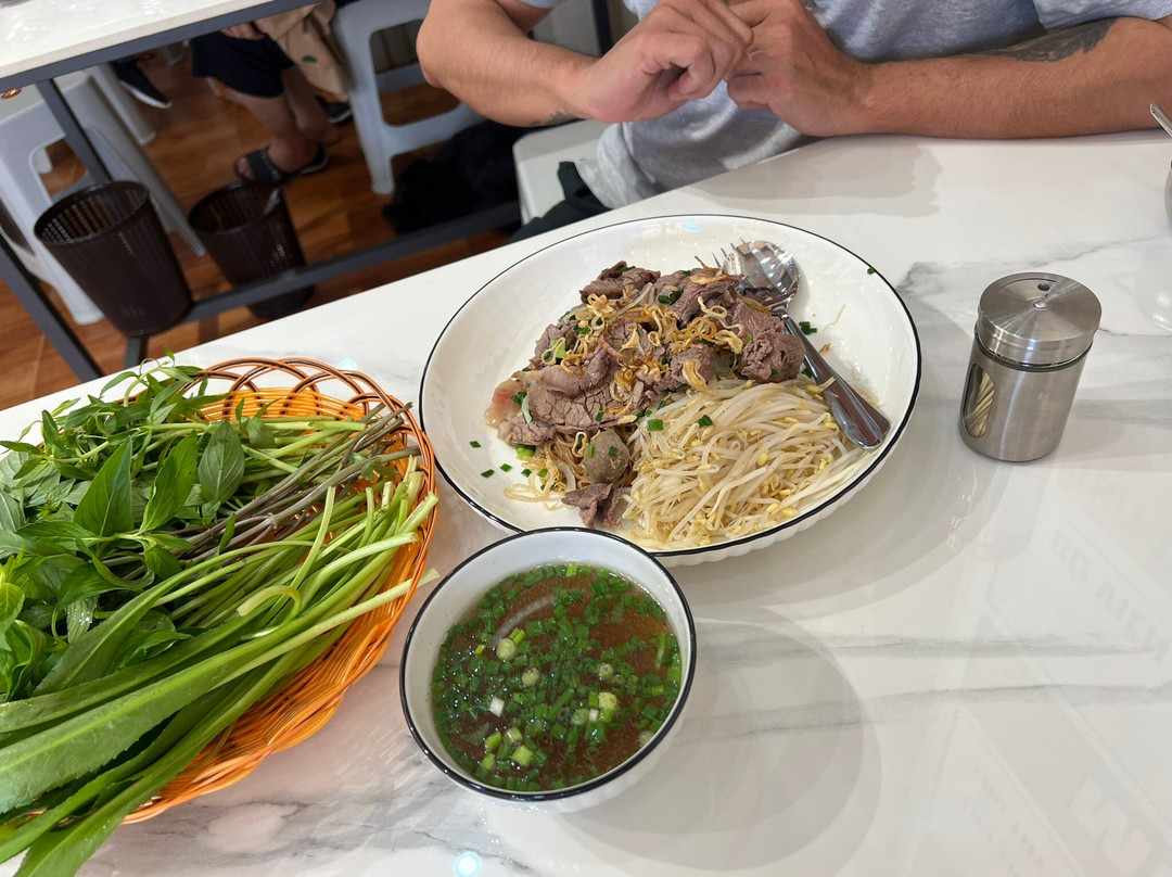 Phở Lẩu Lưu Gia - Phở khô, lẩu bò Bảo Lộc