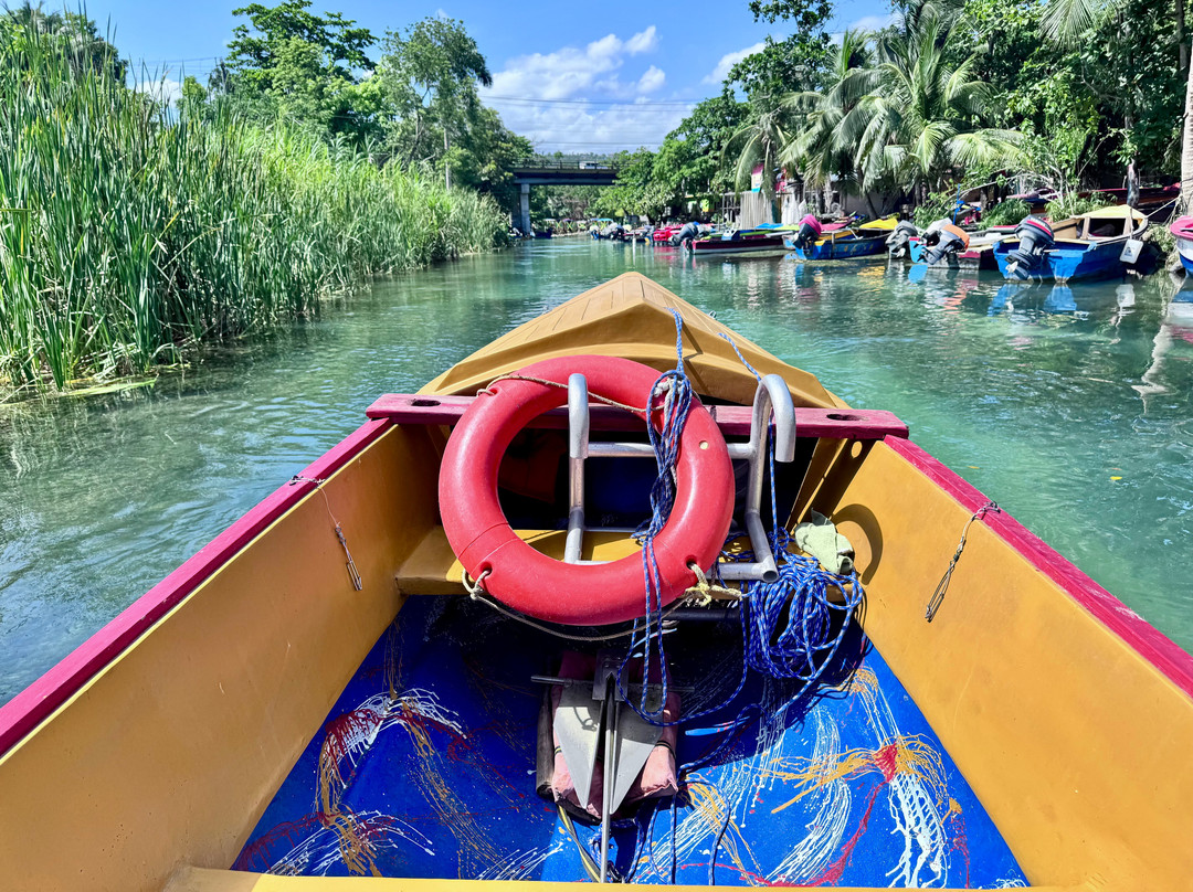 Sunshine Watersport & Tours-奥乔里奥斯必去景点