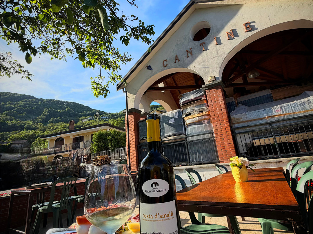 Cantina Giuseppe Apicella-Tramonti必去景点