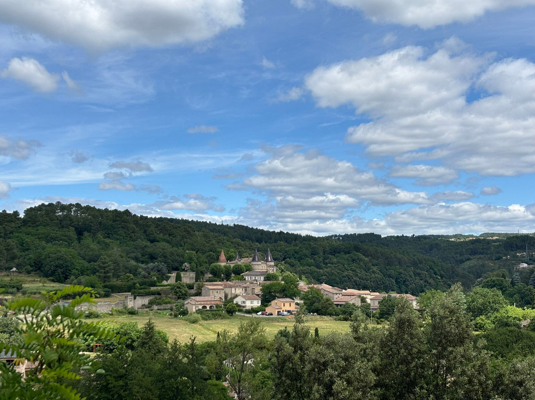 Village de Naves