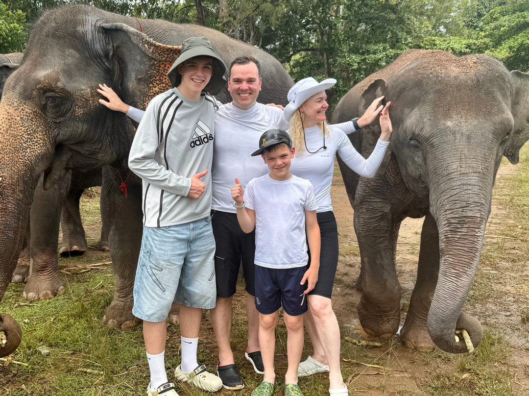 The Lake Phuket Elephant Home-Thep Krasatti必去景点