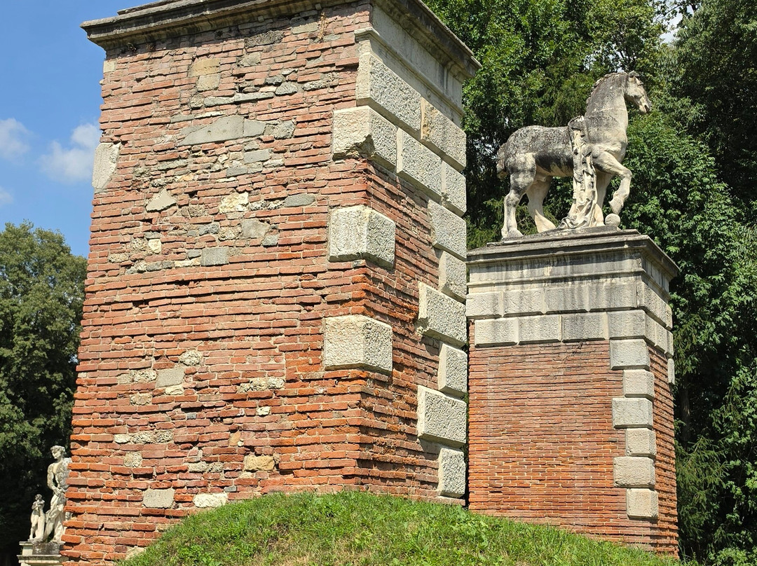 Villa Parco Bolasco-卡斯泰尔夫兰科韦内托必去景点