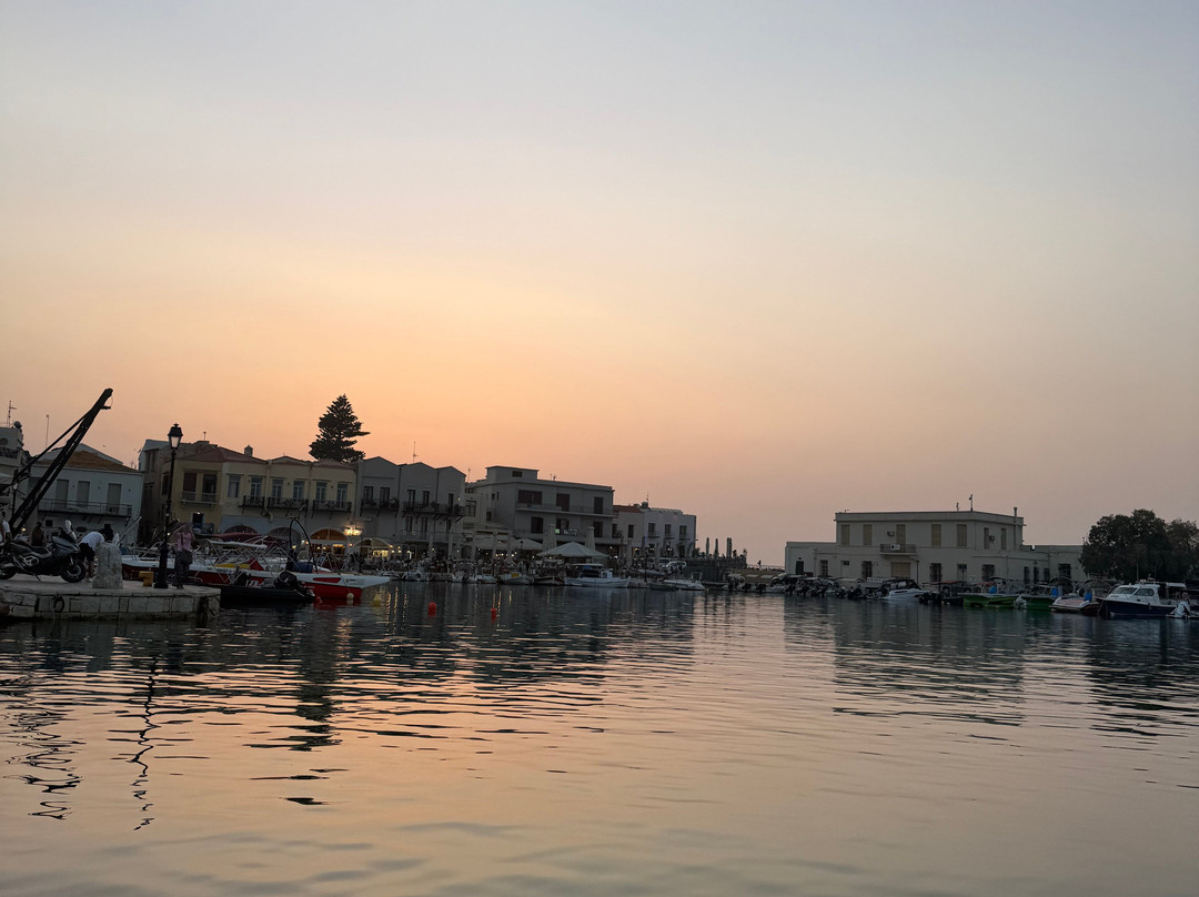 Rent a Boat - Manousakis Marine-雷斯蒙必去景点
