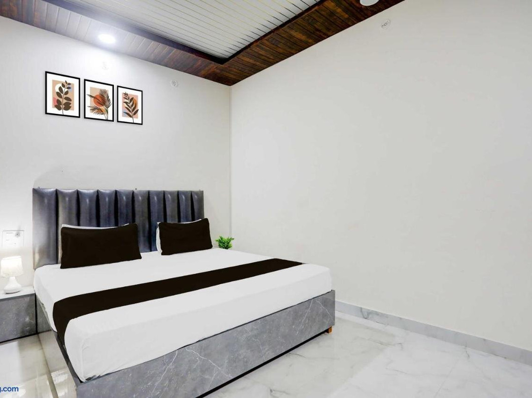 Hotel O by OYO Aparna and Marriage Lawn