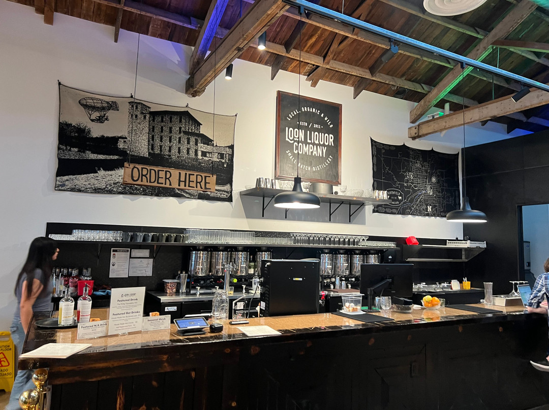 Loon Liquors Distillery & Pizzeria