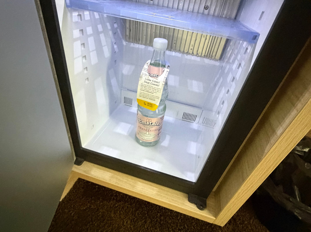 巴克斯酒店主图