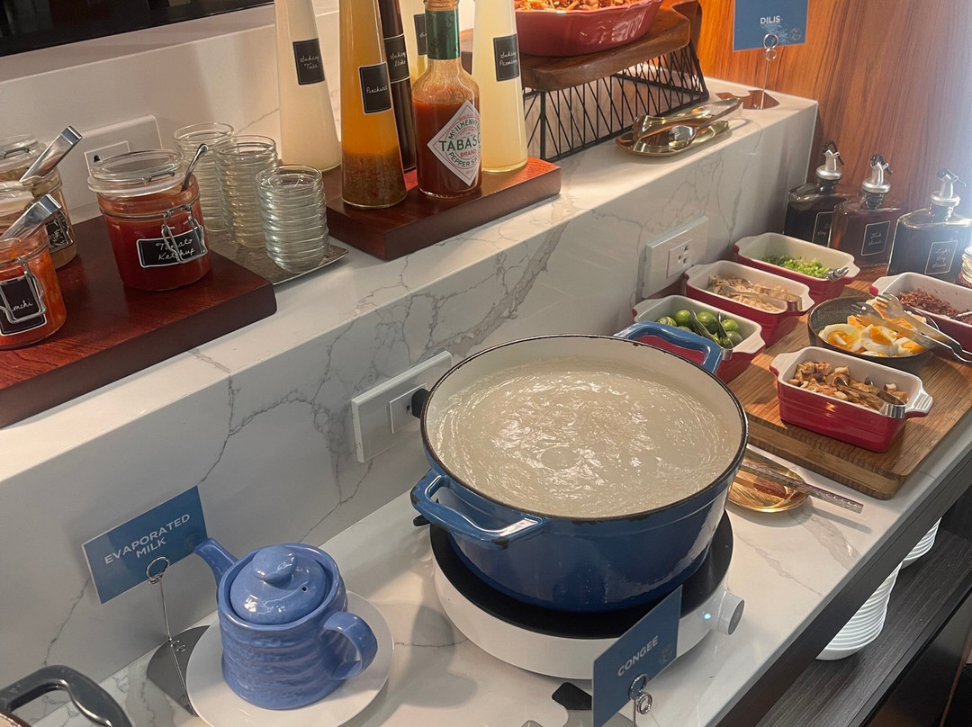 盛捷中央萨尔塞多马卡蒂酒店主图