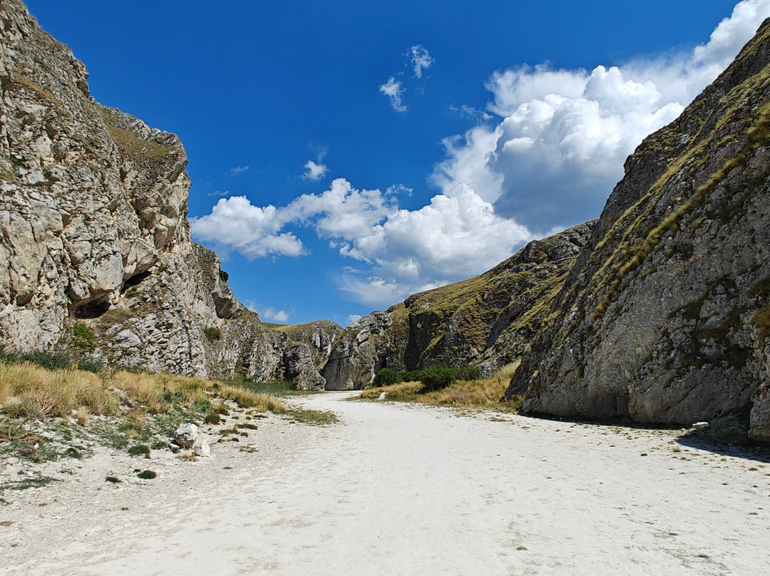 Location De Lo Chiamavano Trinità-Castel del Monte必去景点