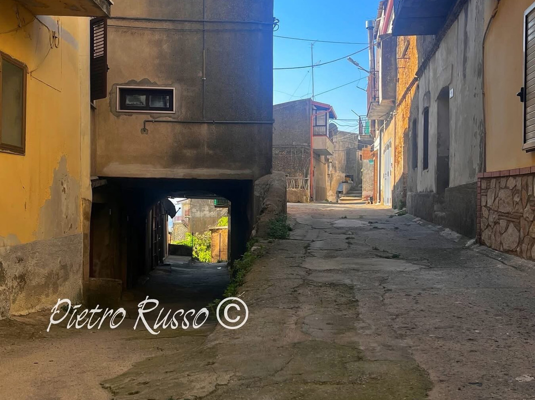 Via Apriglianello-Strongoli必去景点