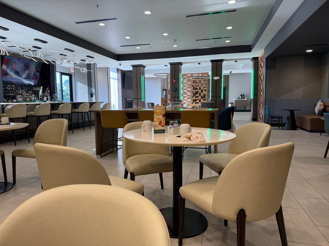 Holiday Inn 圣路易斯 - 锦绣花园主图
