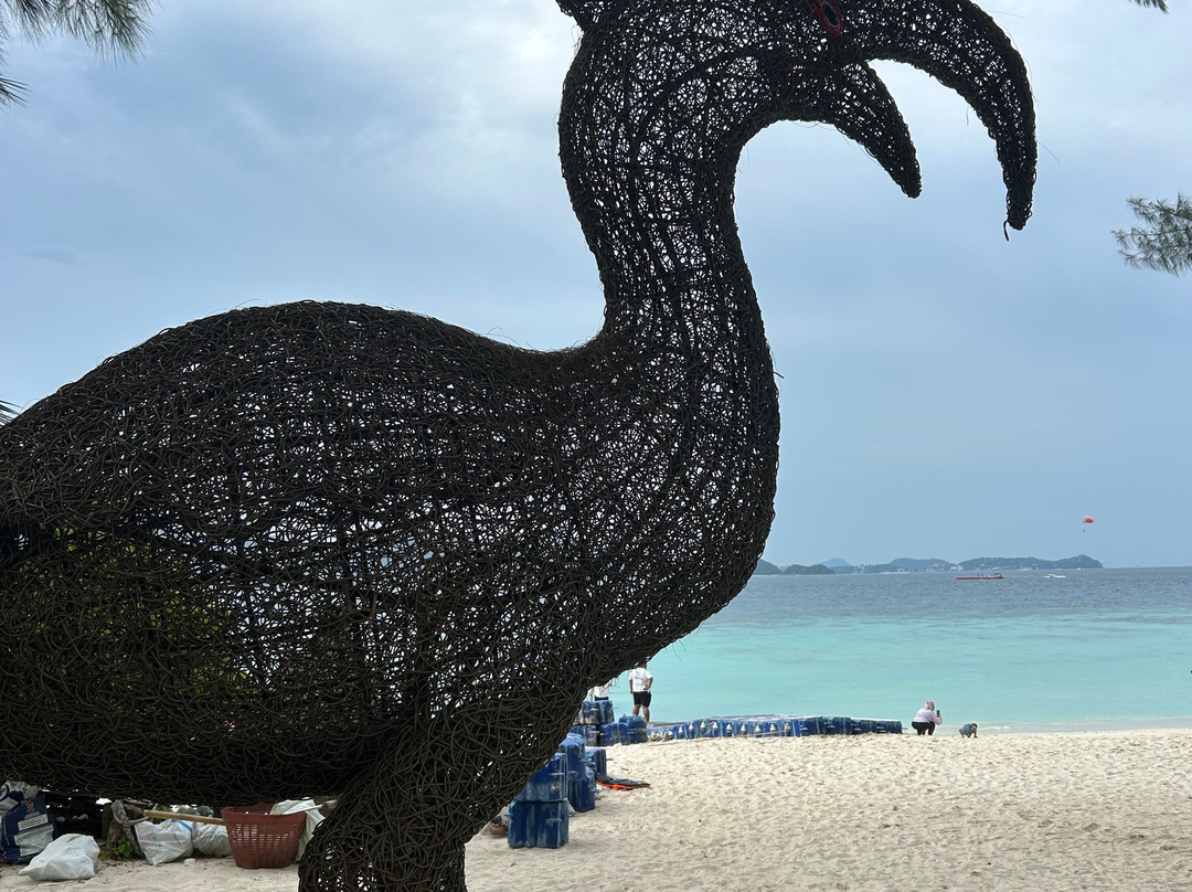 Kahung Beach Phuket-珊瑚岛必去景点