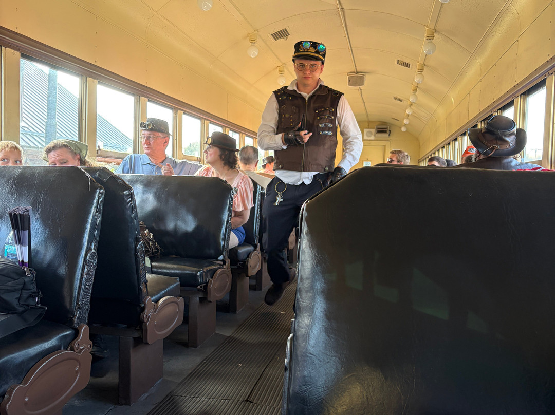 Hocking Valley Scenic Railway-Nelsonville必去景点