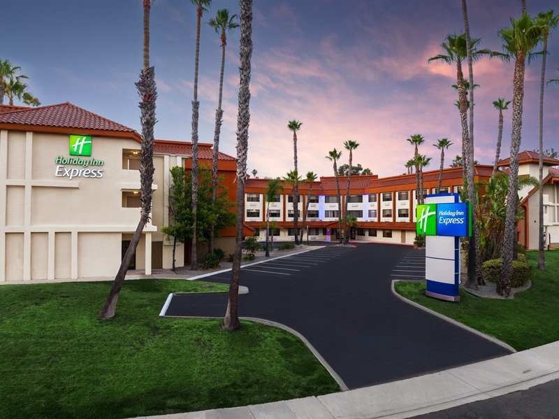 Holiday Inn Express 圣地亚哥 - 拉梅萨